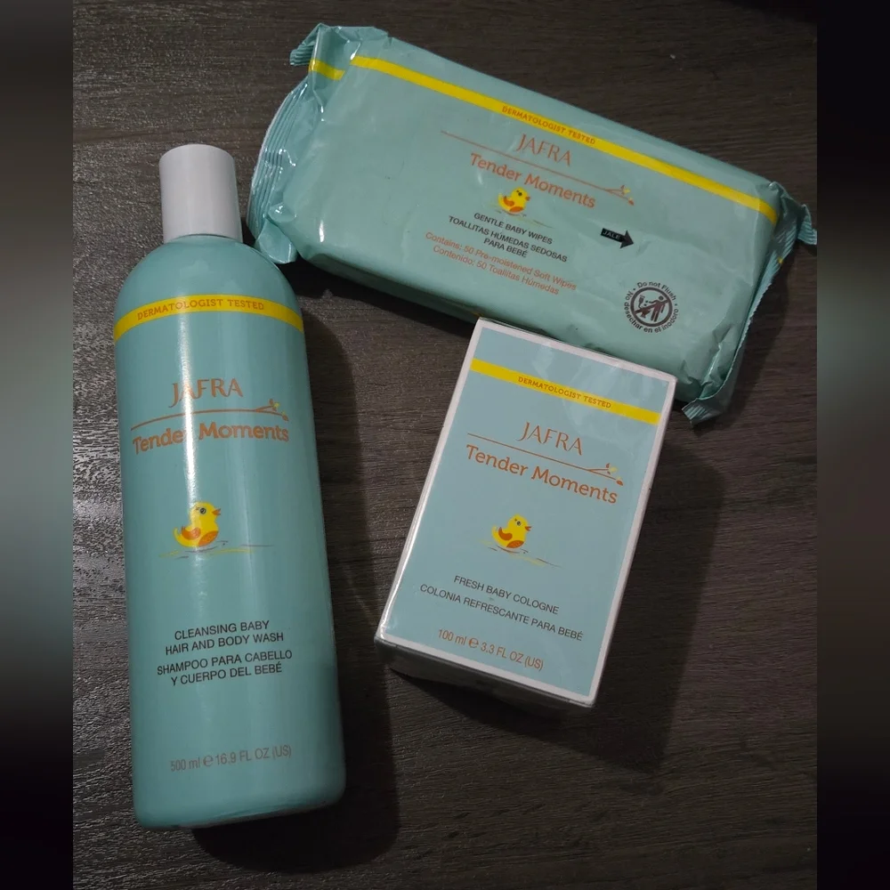 JAFRA Tender Moments Baby Bath Set